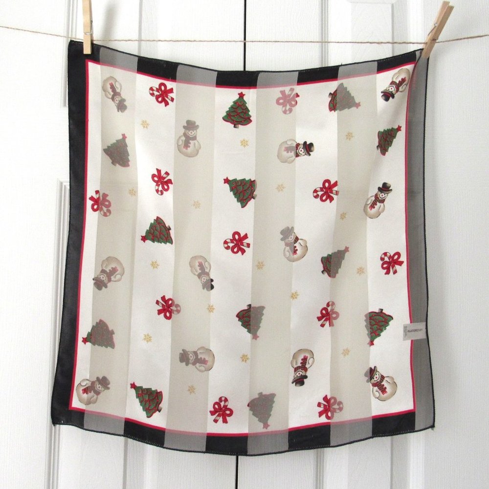 LIZ CLAIBORNE Vintage SCARF Christmas Snowmen Holiday Candy Canes Polyester
